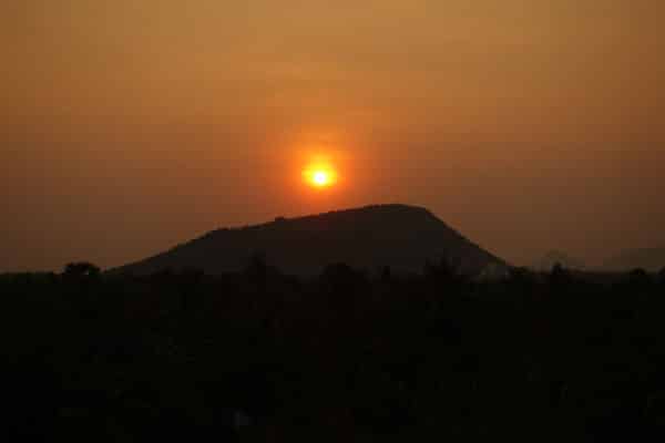 Battambang Tagestour Sonnenuntergang Phnom Sampeau 1