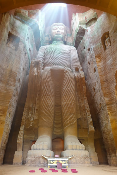 Chengdu Tagesausflug Oriental Buddhist Theme Park Höhle Pharmasist Buddha 1
