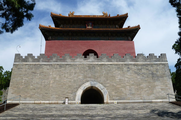 Chinesische Mauer Badaling Peking Ming Tombs Minglou Tower
