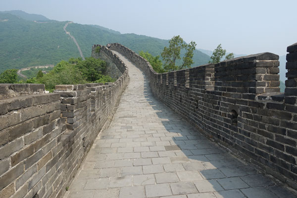Chinesische Mauer Mutianyu Peking neuer Teil restauriert 6