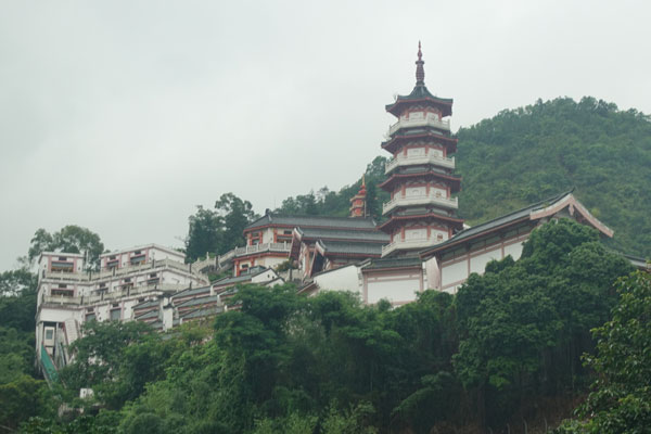 Hongkong Sehenswürdigkeiten Kowloon Tempel der 10000 Buddhas 1