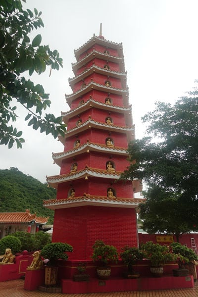 Hongkong Sehenswürdigkeiten Kowloon Tempel der 10000 Buddhas 2