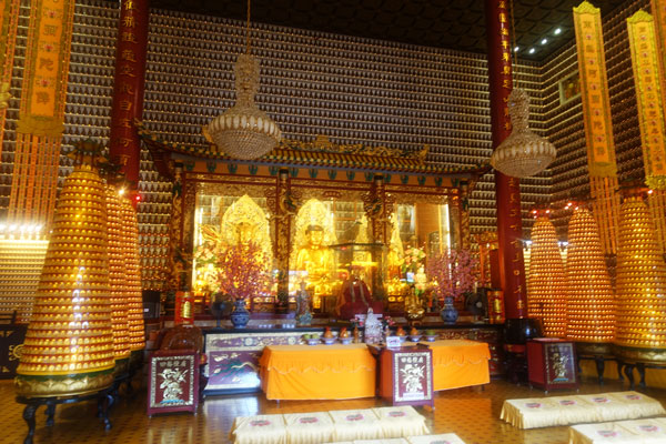 Hongkong Sehenswürdigkeiten Kowloon Tempel der 10000 Buddhas 4
