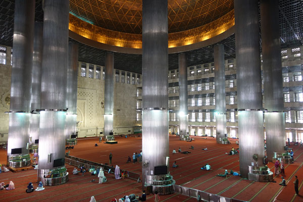 Jakarta Sehenswürdigkeiten Istiqlal Moschee 3