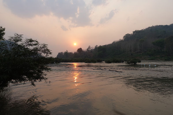 Luang Prabang Grab Henri Mouhot Aussicht auf Mekong 2