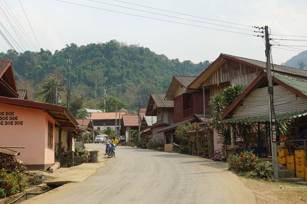 Luang Prabang Kuang Si Waterfall unterwegs 4