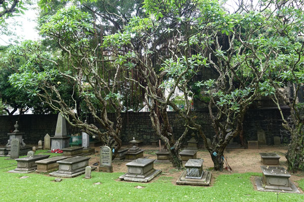 Macau Sehenswürdigkeiten Heritage Trail Protestant Cemetry 2