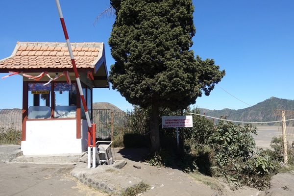 Mount Bromo Weg in die Sandwüste 2