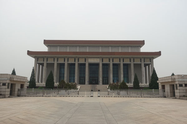 Peking Sehenswürdigkeiten Tiananmen Platz 2