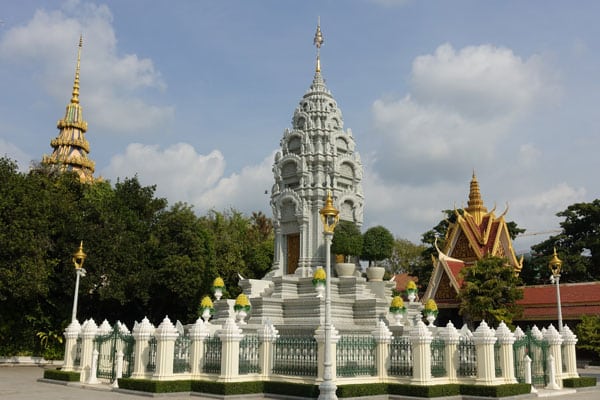 Phnom Penh Royal Palace King Suramarith and Queen Kossomak Stupa