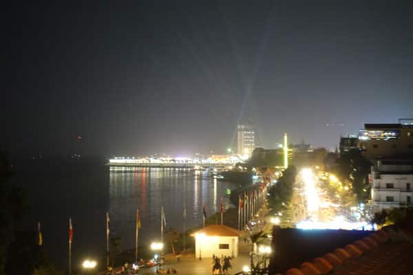 Phnom Penh Sisowath Quay 3
