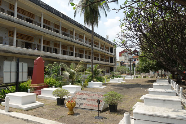 Phnom Penh Tuol Sleng Prison Museum Gefängis S 21