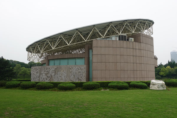 Gedenkhalle & Museum Shanghai Sehenswürdigkeiten Longhua Revolutionary Martyrs Cemetry 3