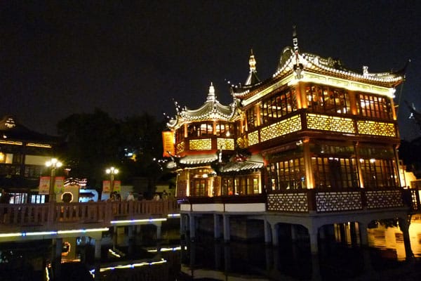 Shanghai Sehenswürdigkeiten Yuyuan Garden abends 5