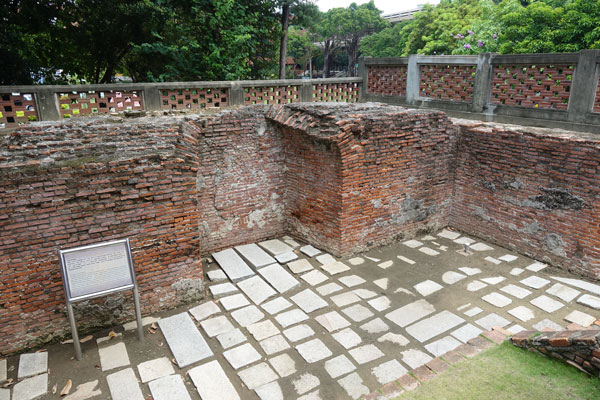 Tainan Sehenswürdigkeiten Chihkan Tower 2