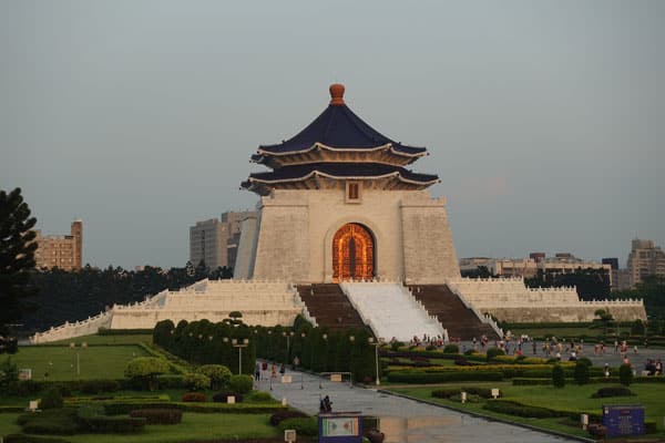 Taipei Sehenswürdigkeiten National Chiang Kai shek Memorial Hall 4