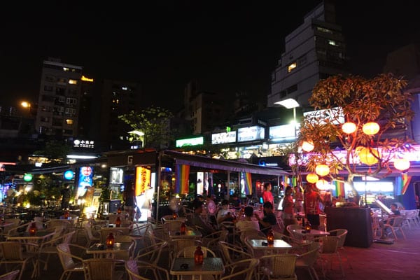 Taipei Sehenswürdigkeiten Ximen Red House Bars 1