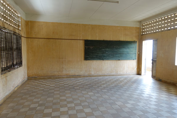 Tuol Sleng Museum Sicherheitsgefängnis S 21 ehemaliges Klassenzimmer