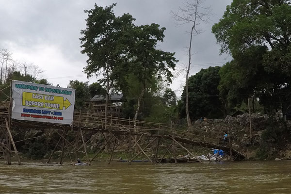 Vang Vieng Tubing 3