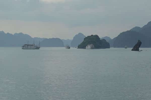 Vietnam Halong Bay südlicher Teil 1