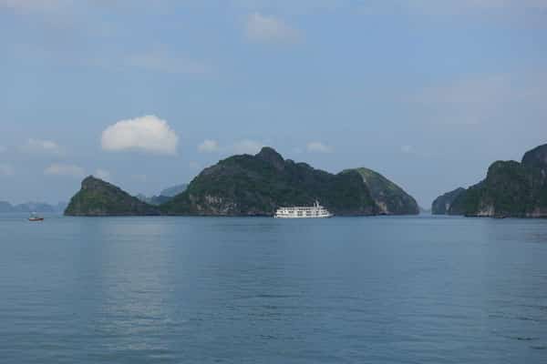 Vietnam Mittag zwischen Lan Ha Bay und Halong Bay 2
