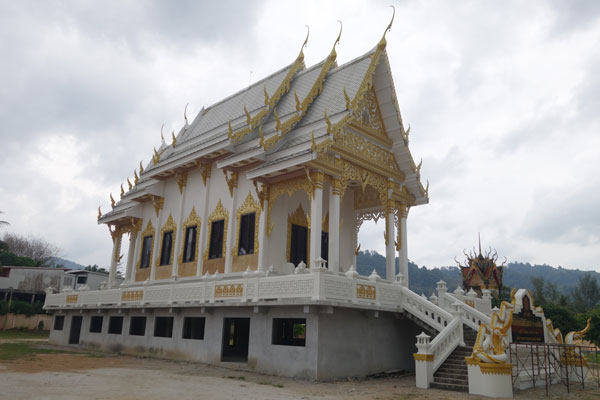 Wat Panatnikhom