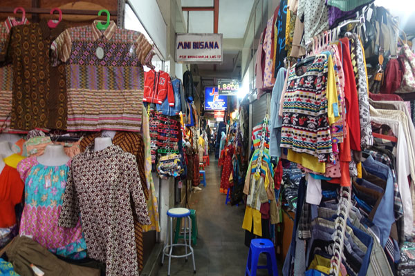 Pasar Beringharjo (Markt) Yogyakarta Sehenswürdigkeiten Pasar Beringharjo 1