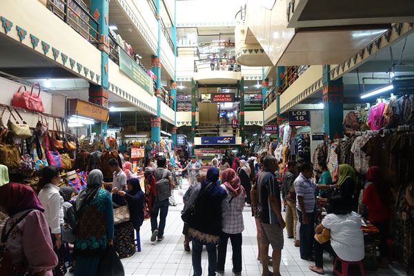 Yogyakarta Sehenswürdigkeiten Pasar Beringharjo 3